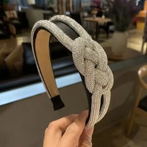 Shimmering Silver Knotted Headband